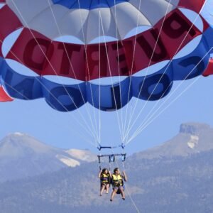 Parasailing (vízi siklás) Tenerife déli partjainál